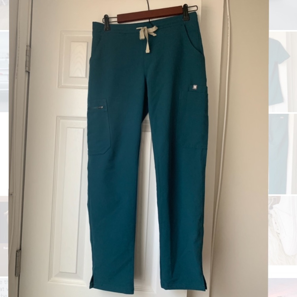 Yola Petite Skinny Scrub Pants